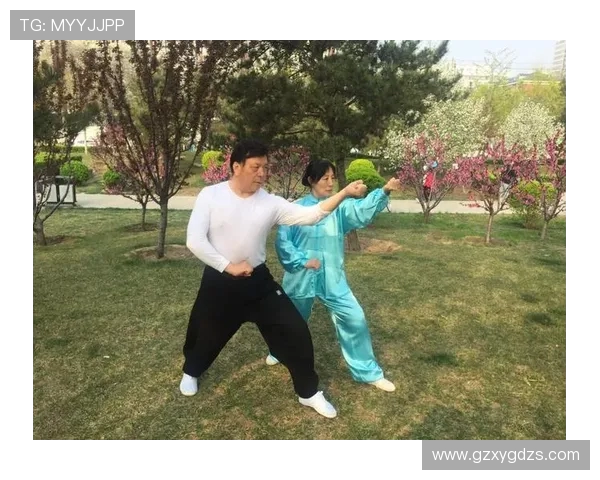 钟老师武术课堂：大树从体弱少年到功夫达人的蜕变(3)